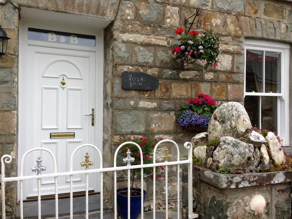 ニューポート Steeple View Bed & Breakfast エクステリア 写真